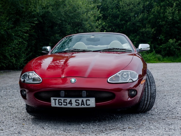 Used Jaguar XK8 1999 for sale - 75982520: Photo 3