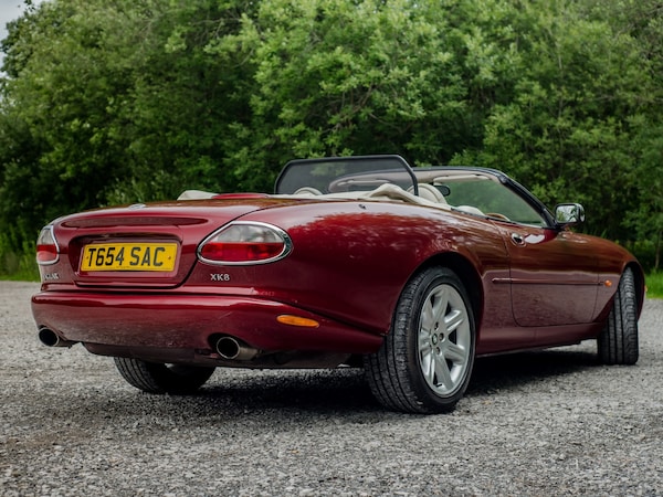 Used Jaguar XK8 1999 for sale - 75982520: Photo 6