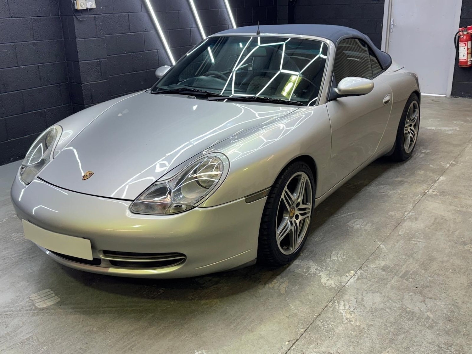 Used Porsche 911 1998 for sale - 76476343: Photo 14