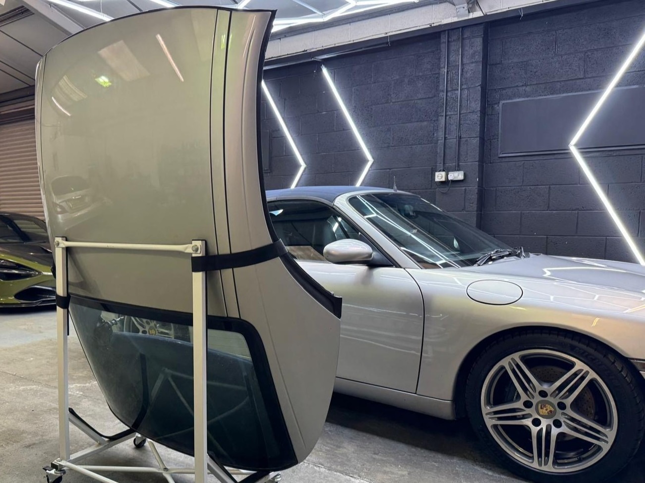 Used Porsche 911 1998 for sale - 76476343: Photo 16