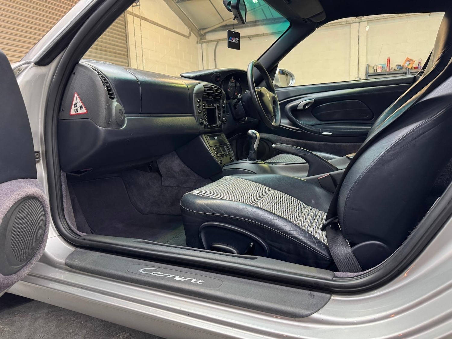 Used Porsche 911 1998 for sale - 76476343: Photo 18