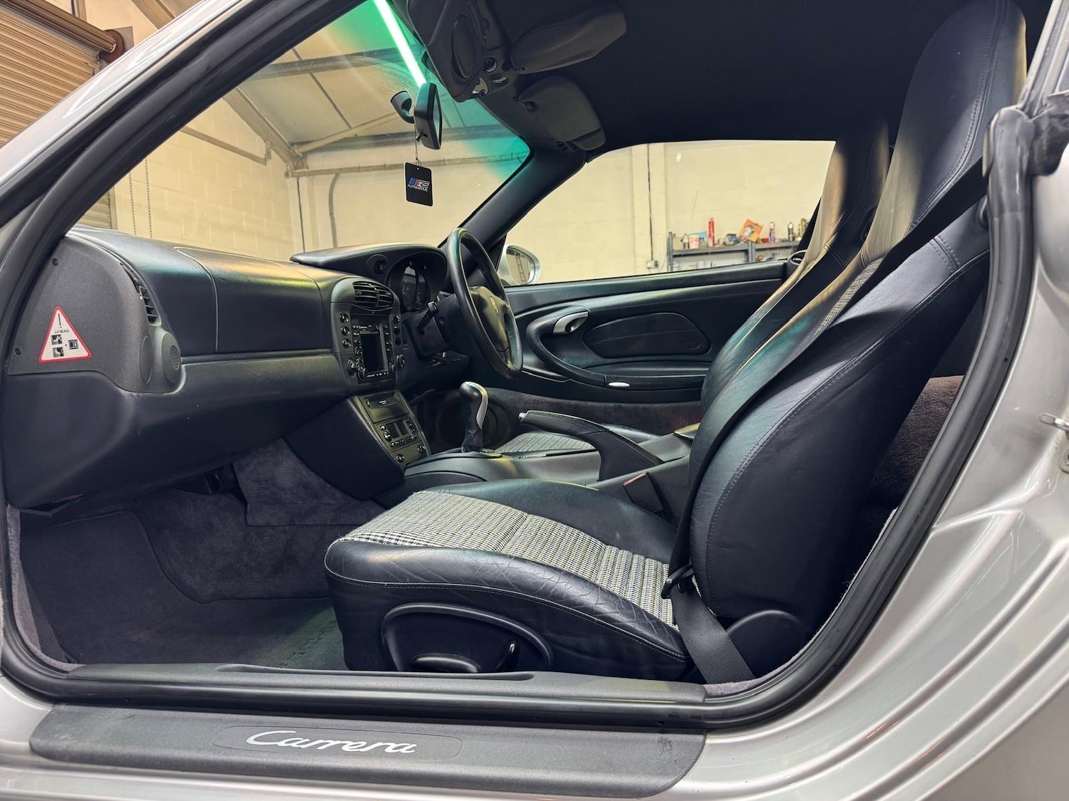 Used Porsche 911 1998 for sale - 76476343: Photo 20