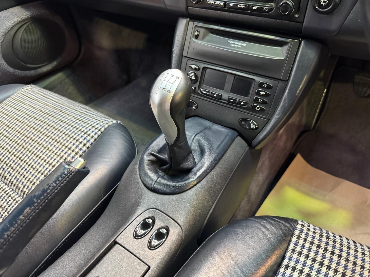 Used Porsche 911 1998 for sale - 76476343: Photo 26
