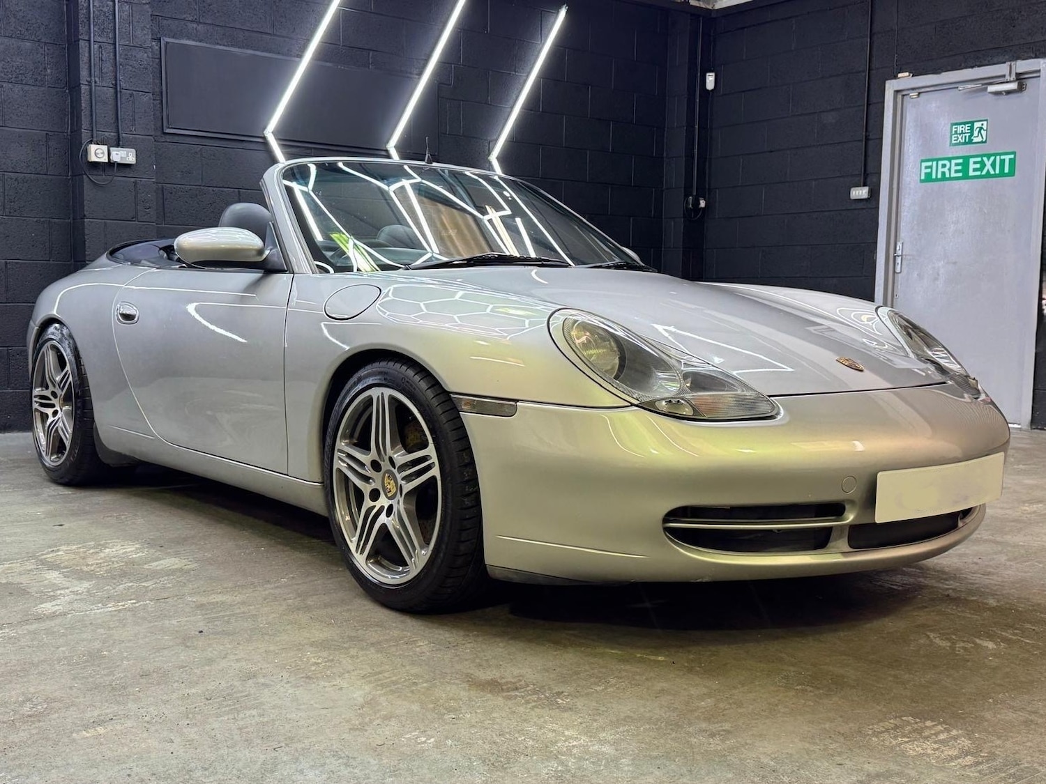 Used Porsche 911 1998 for sale - 76476343: Photo 9