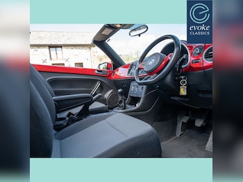 Used Volkswagen Beetle 2014 for sale - 78523445: Photo