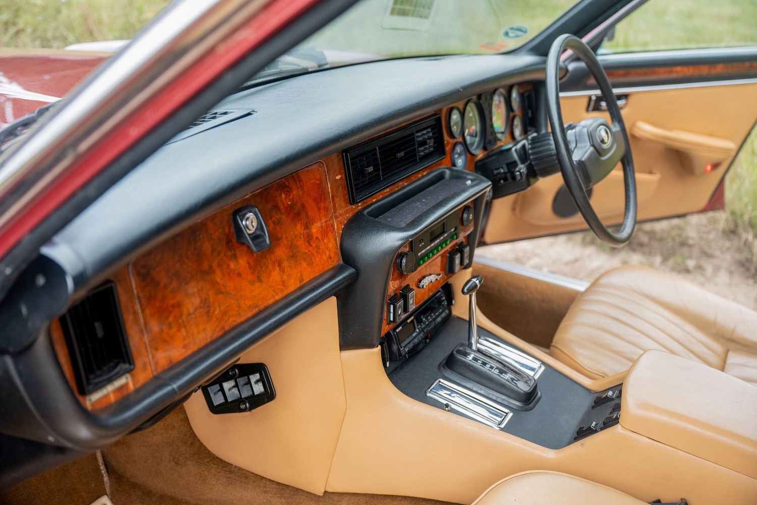 Used Jaguar XJ 1985 for sale - 77271623: Photo 19