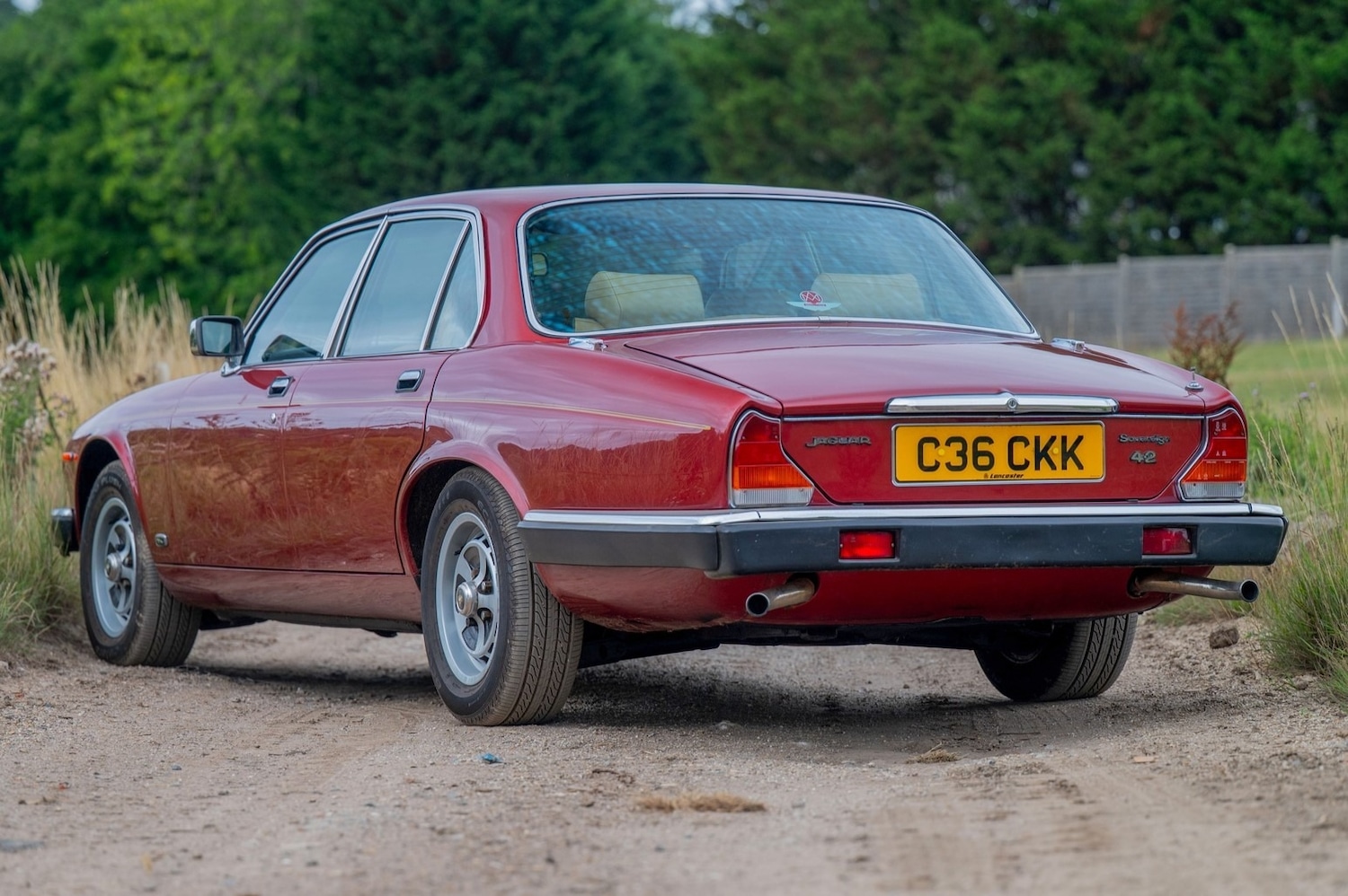 Used Jaguar XJ 1985 for sale - 77271623: Photo 2