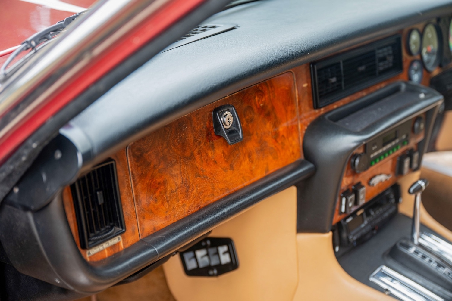 Used Jaguar XJ 1985 for sale - 77271623: Photo 23