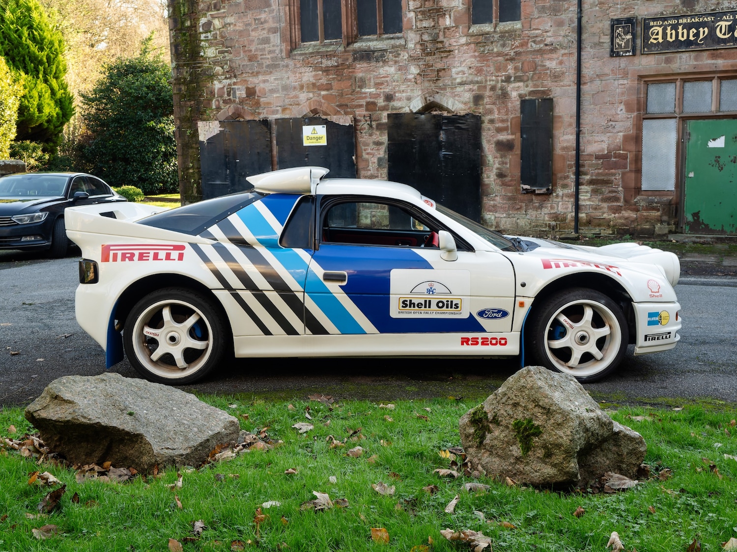 Used Toyota MR2 2003 for sale - 77930961: Photo 3