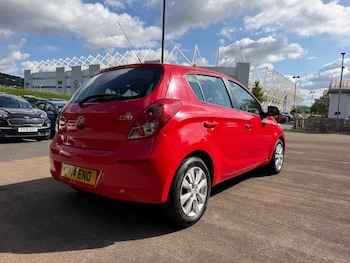 Used Hyundai i20 2014 for sale - 79387282: Photo