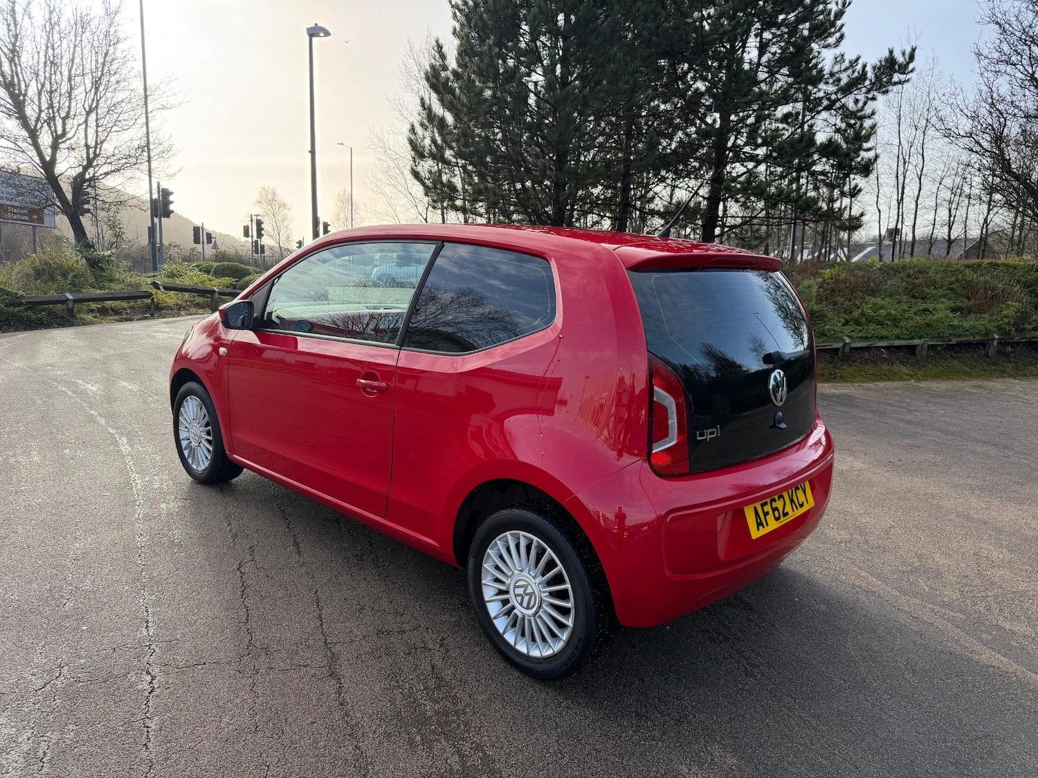 Used Volkswagen up! 2012 for sale - 77750467: Photo 2