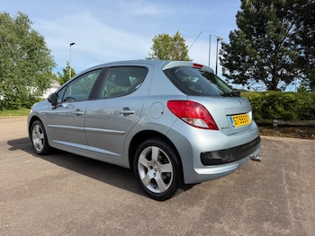 Used Peugeot 207 2010 for sale - 78782860: Photo