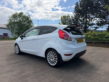 Used Ford Fiesta 2014 for sale - 78592807: Photo