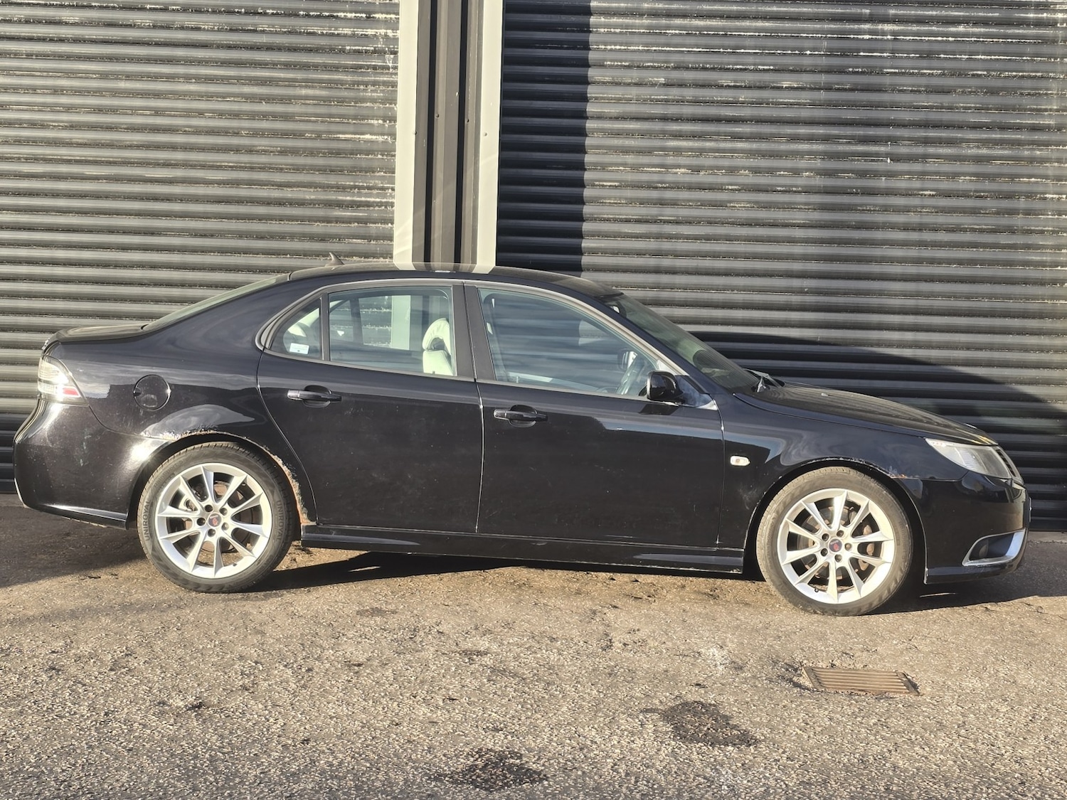 Used Saab 9-3 2009 for sale - 76058205: Photo 3