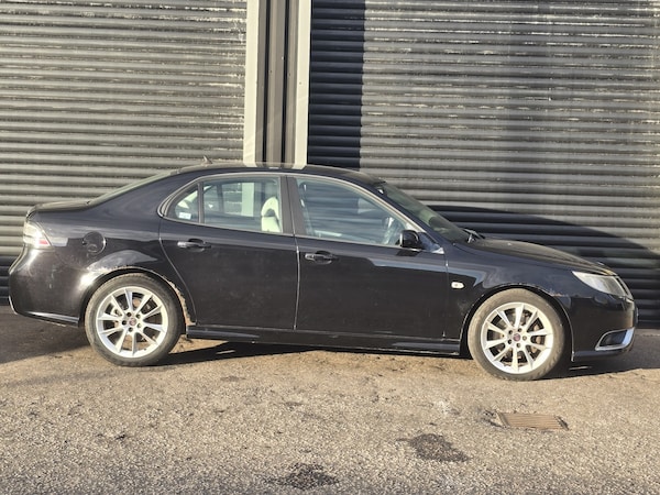 Used Saab 9-3 2009 for sale - 76058205: Photo 3