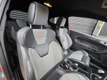 Used Ford Fiesta 2014 for sale - 78474970: Photo