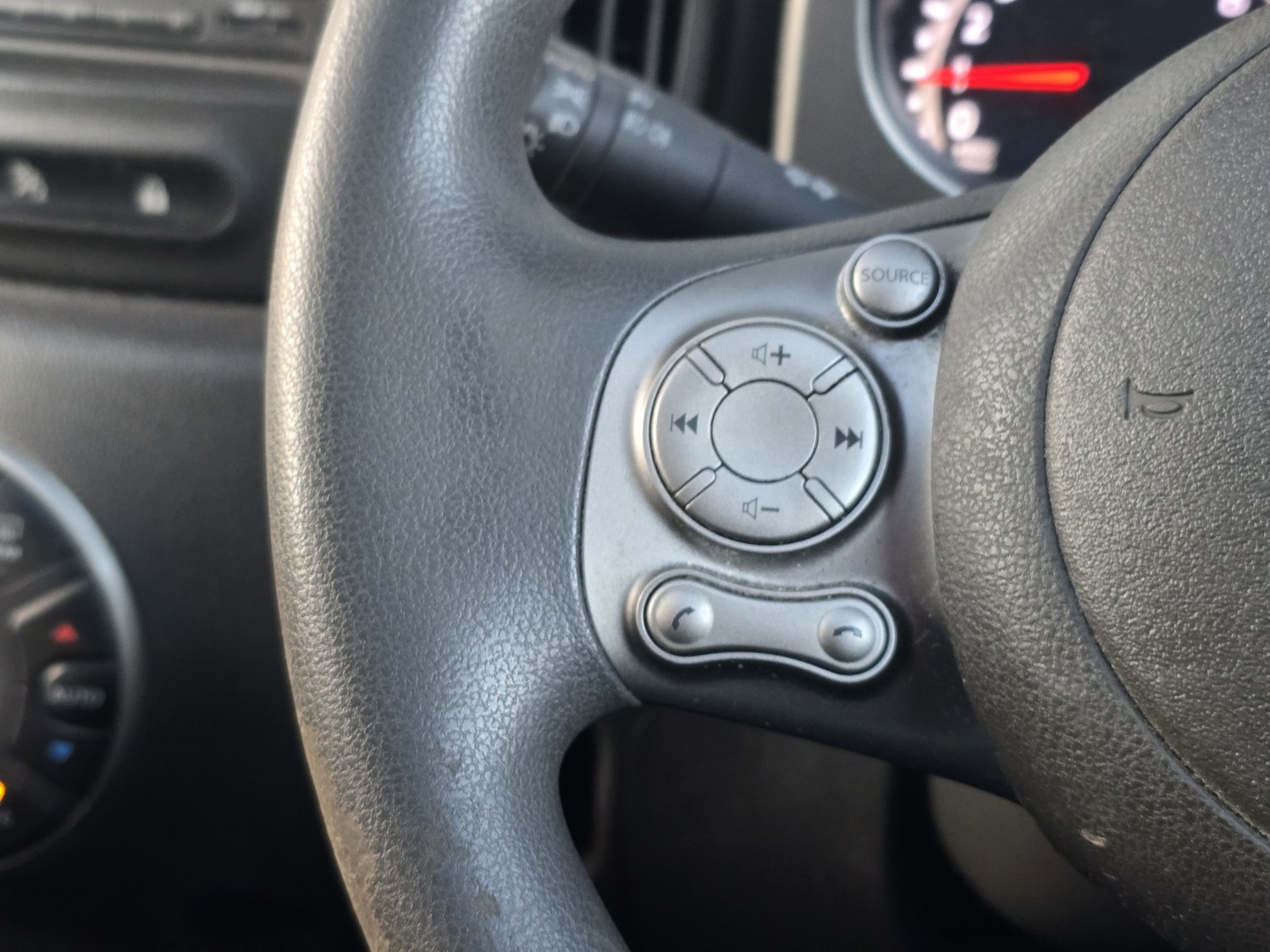 Used Nissan Cube 2010 for sale - 76699263: Photo 12