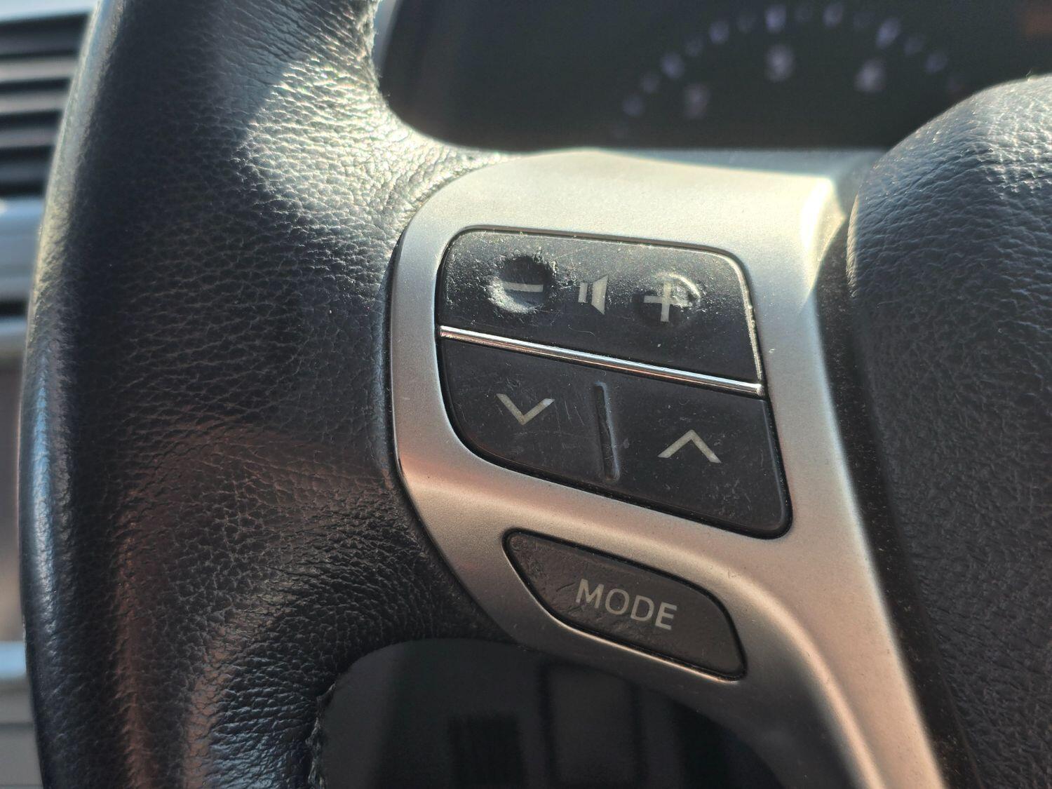 Used Toyota Avensis 2013 for sale - 76793420: Photo 9