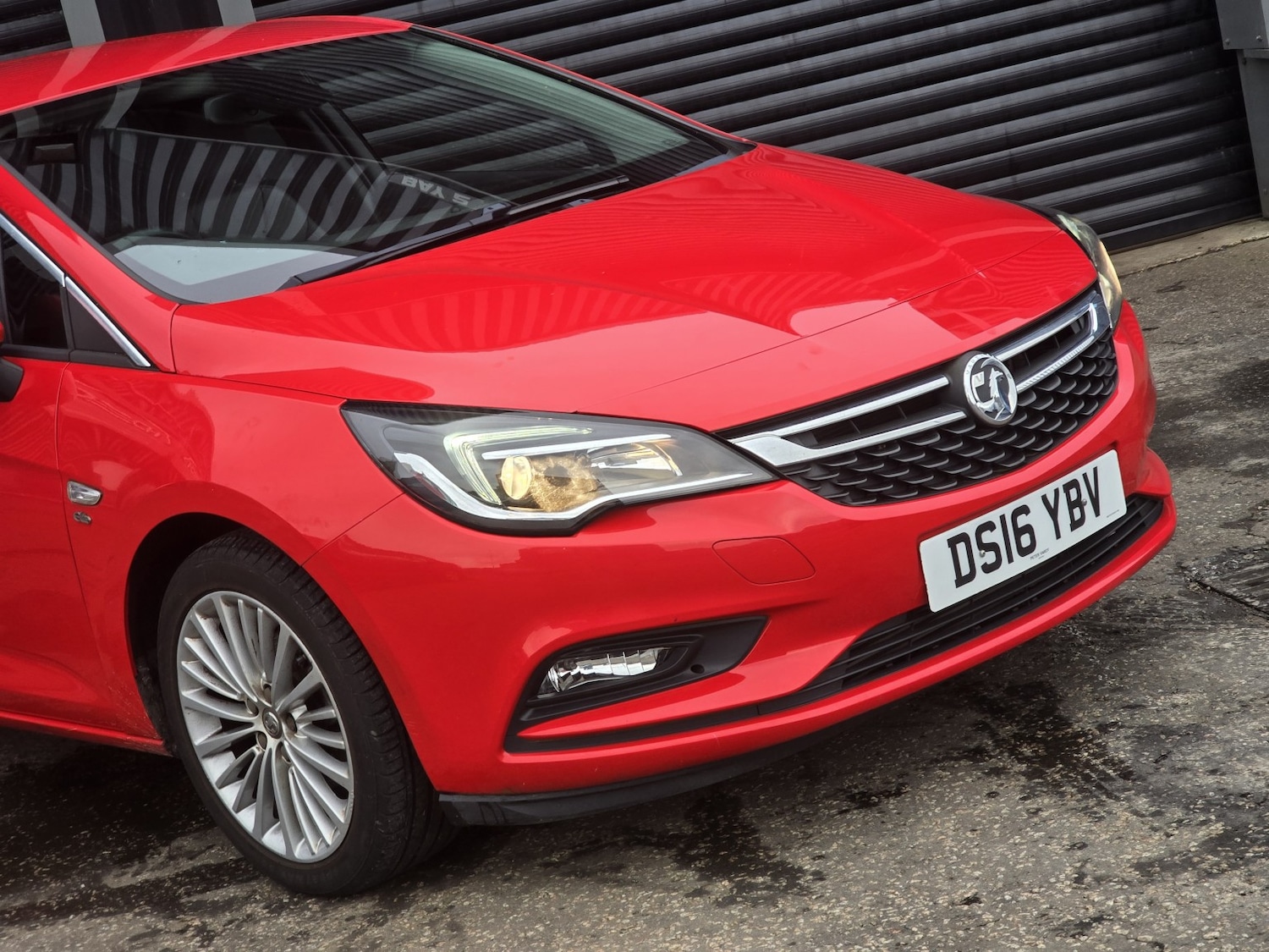Used Vauxhall Astra 2016 for sale - 76559931: Photo 2