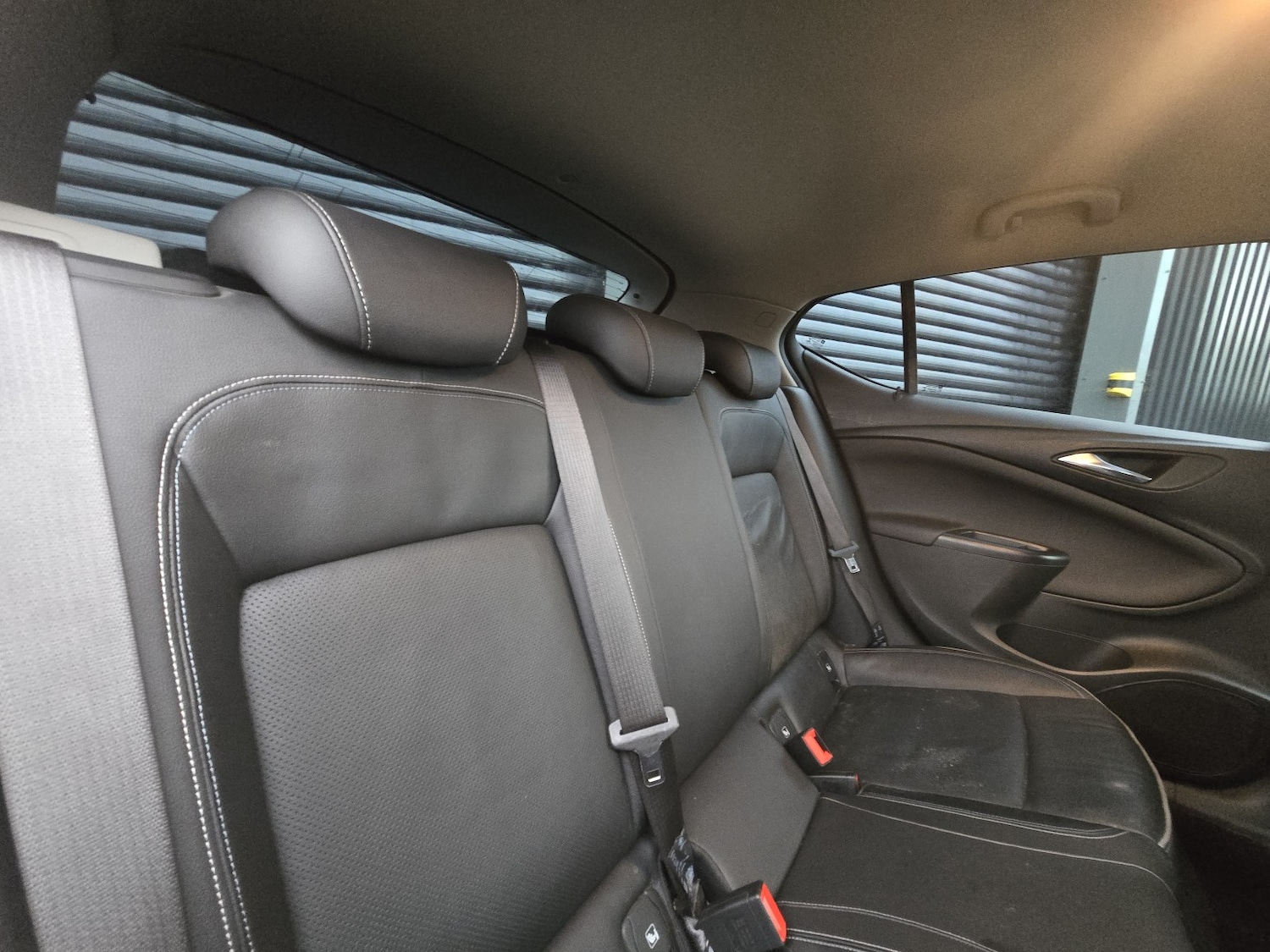 Used Vauxhall Astra 2016 for sale - 76559931: Photo 3