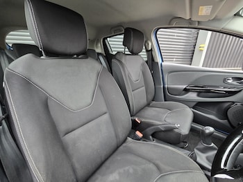 Used Renault Clio 2014 for sale - 78925919: Photo