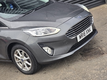 Used Ford Fiesta 2018 for sale - 78402575: Photo