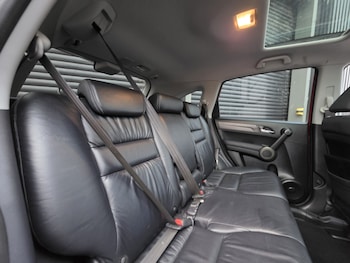 Used Honda CR-V 2010 for sale - 79600320: Photo