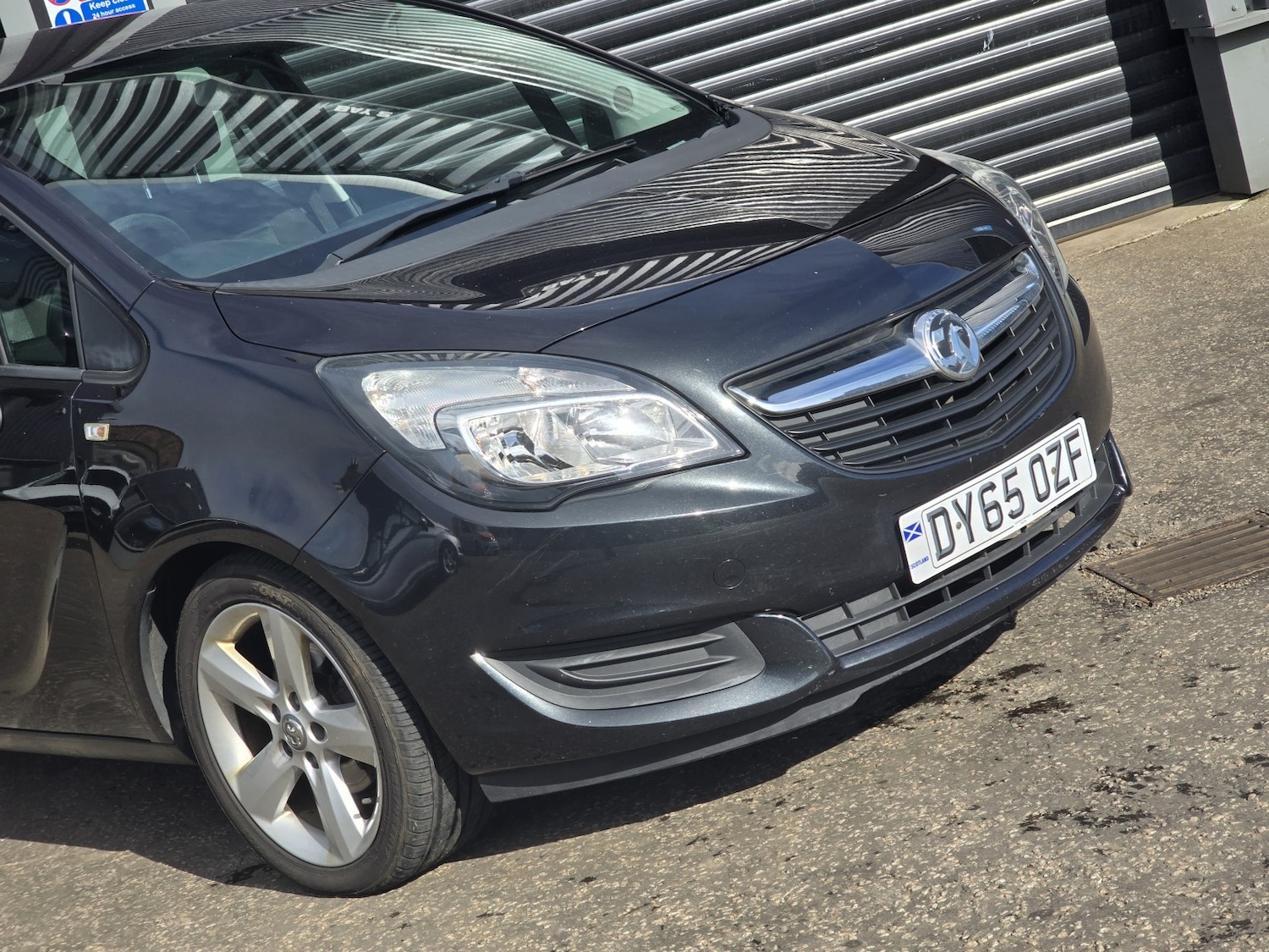 Used Vauxhall Meriva 2015 for sale - 77945771: Photo 2