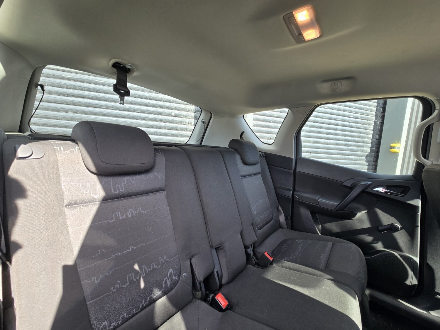 Used Vauxhall Meriva 2015 for sale - 77945771: Photo 3