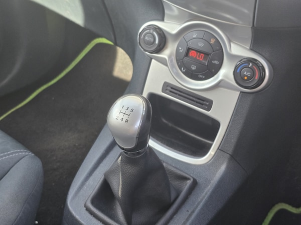 Used Ford Fiesta 2009 for sale - 76142472: Photo 12