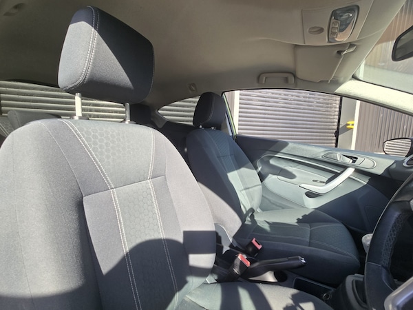 Used Ford Fiesta 2009 for sale - 76142472: Photo 3