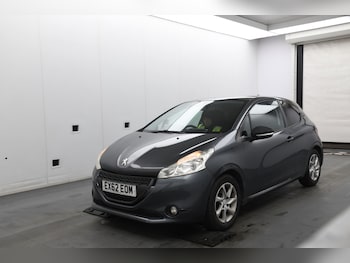 Used Peugeot 208 2012 for sale - 77318323: Photo