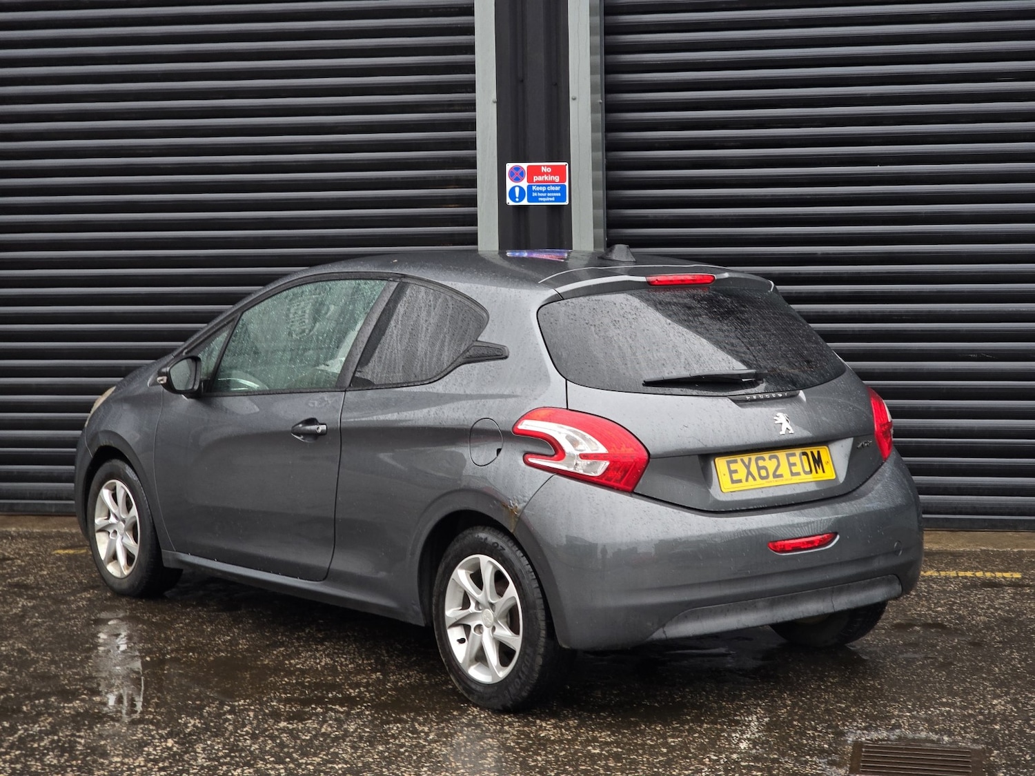Used Peugeot 208 2012 for sale - 77318323: Photo 7