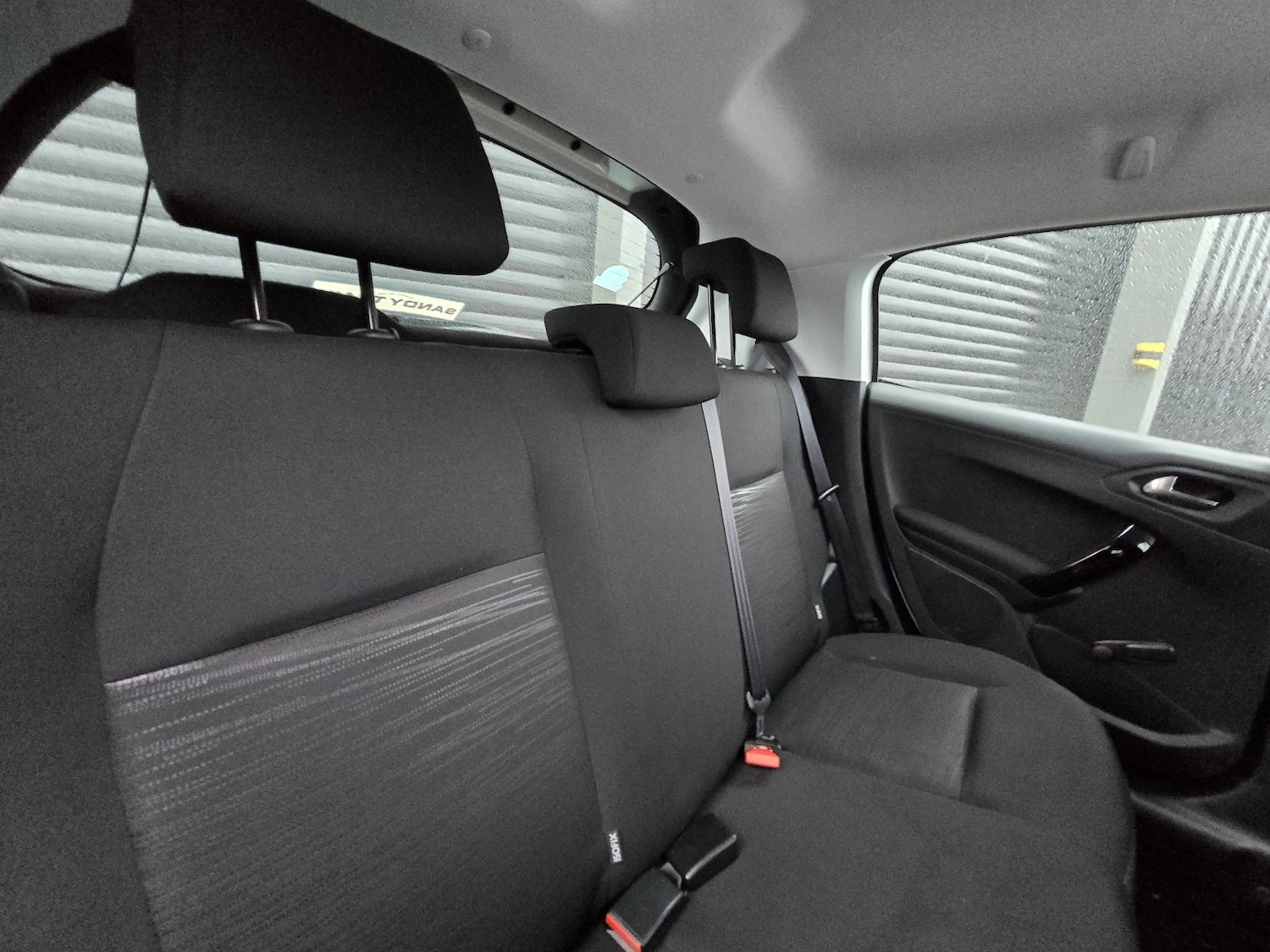 Used Peugeot 208 2014 for sale - 77508524: Photo 3