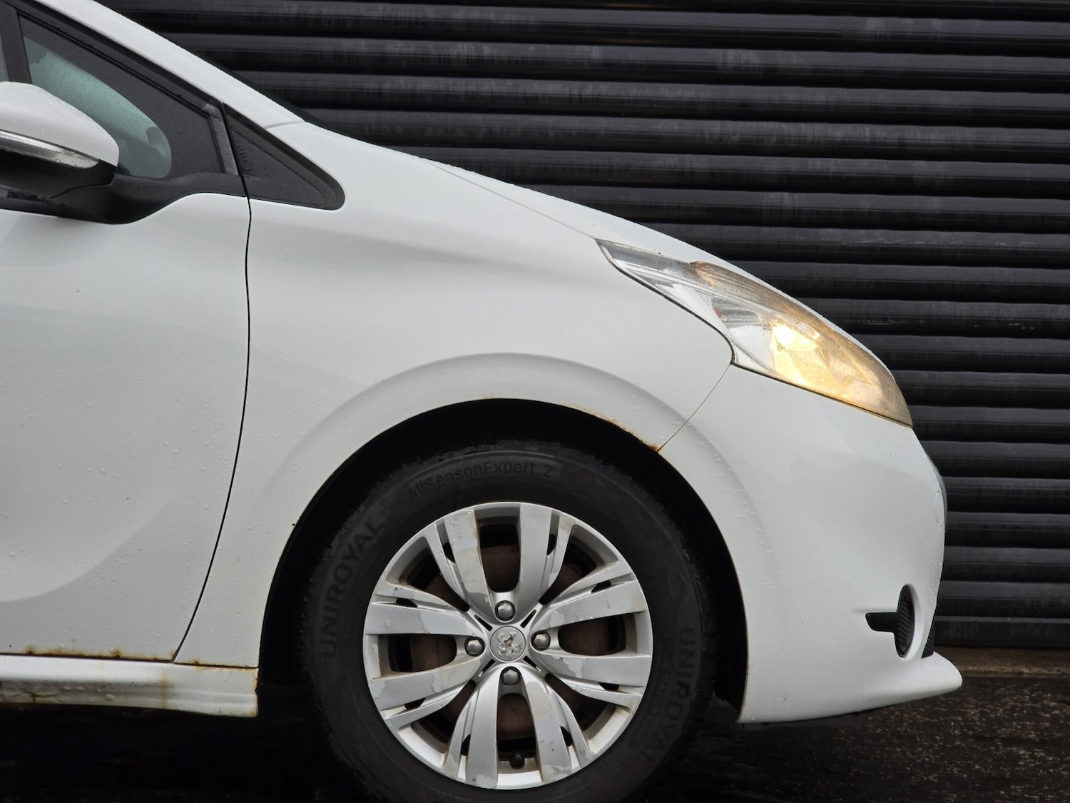 Used Peugeot 208 2014 for sale - 77508524: Photo 7