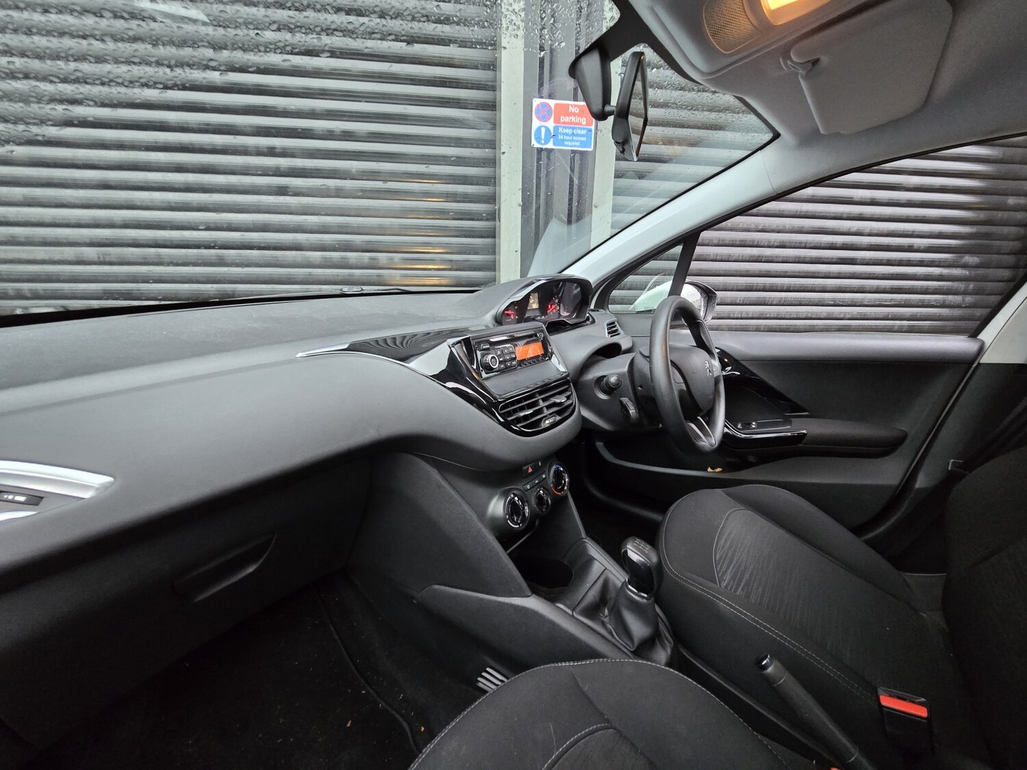 Used Peugeot 208 2014 for sale - 77973702: Photo 9