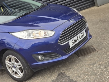 Used Ford Fiesta 2014 for sale - 76058186: Photo 2