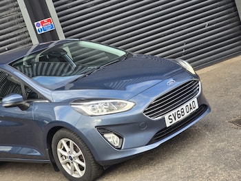 Used Ford Fiesta 2018 for sale - 77945775: Photo