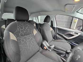 Used Peugeot 2008 2015 for sale - 78925923: Photo