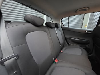 Used Hyundai i20 2012 for sale - 79580399: Photo