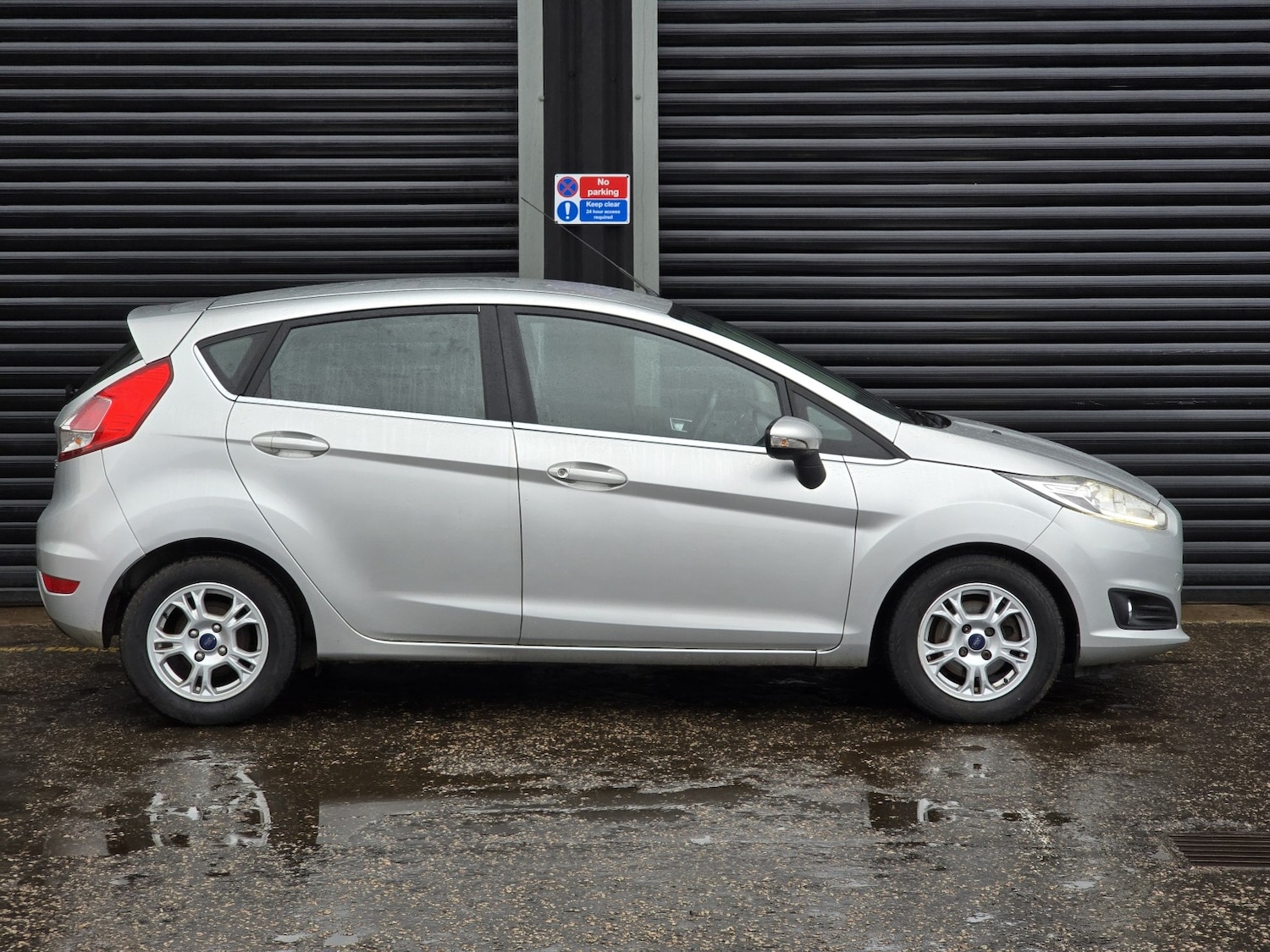 Used Ford Fiesta 2015 for sale - 77179756: Photo 6
