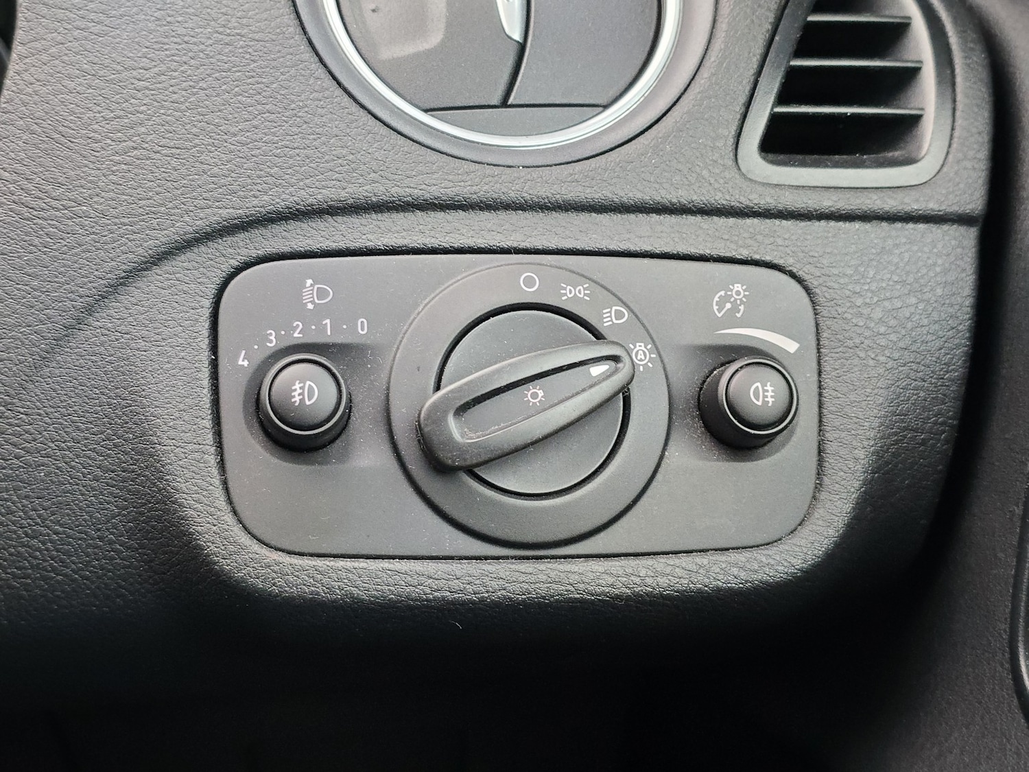 Used Ford S-Max 2014 for sale - 77851400: Photo 12