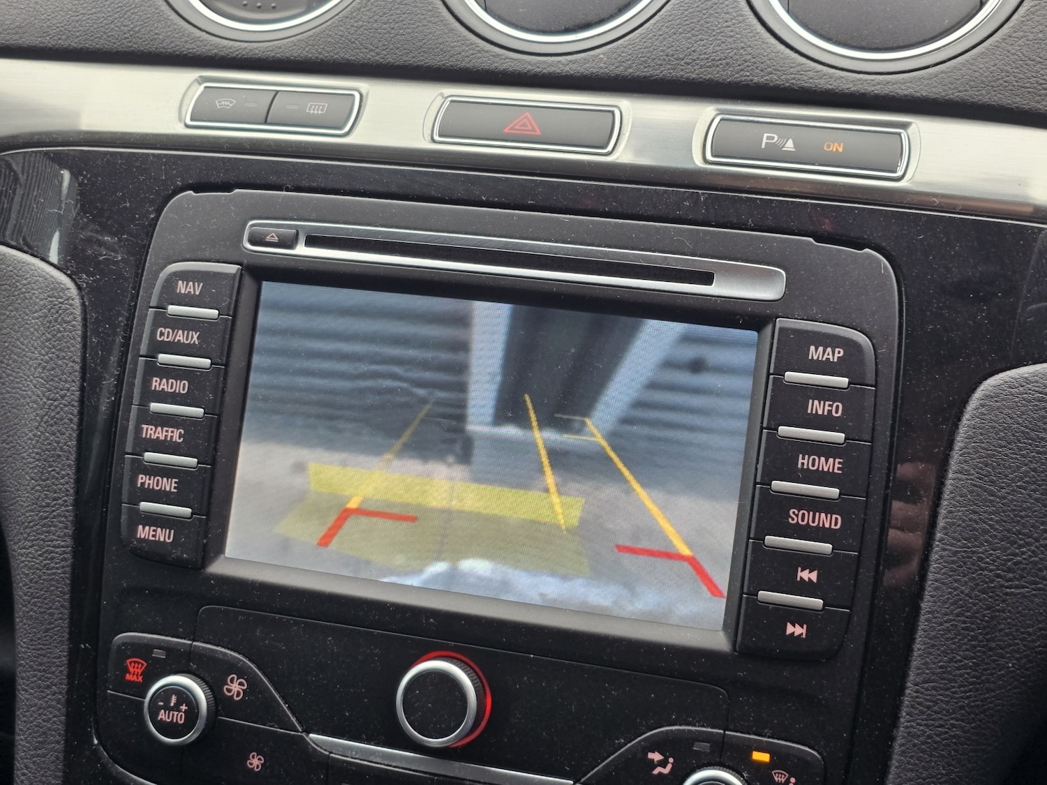 Used Ford S-Max 2014 for sale - 77851400: Photo 5