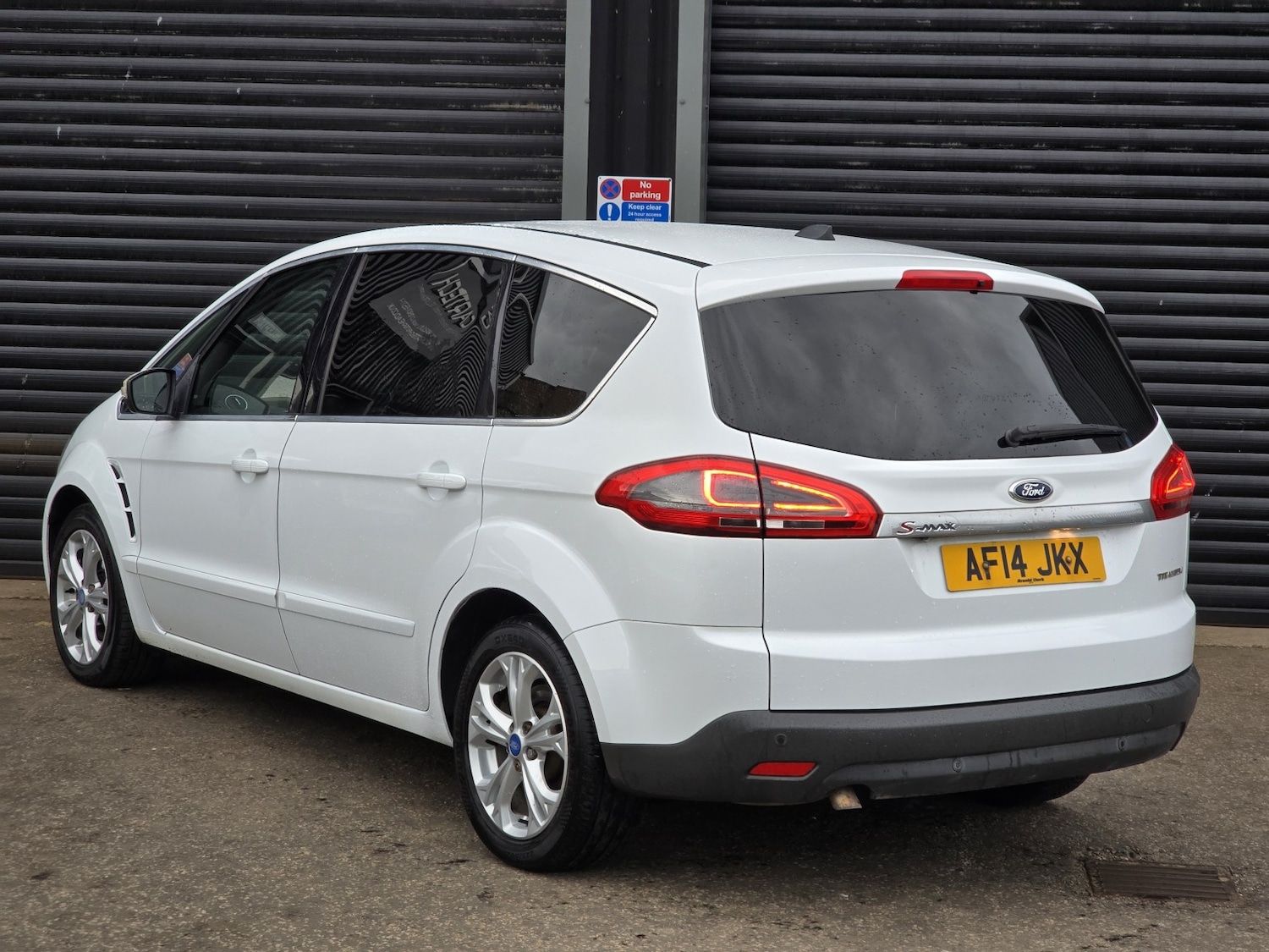 Used Ford S-Max 2014 for sale - 77851400: Photo 9