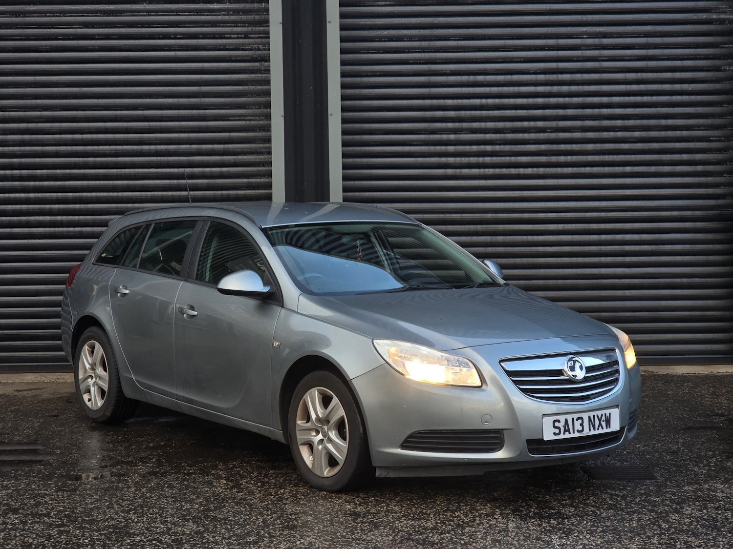 Used Vauxhall Insignia 2013 for sale - 76402192: Photo 1
