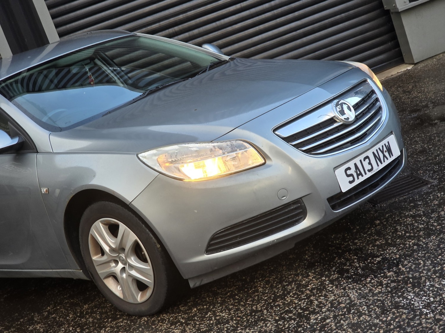 Used Vauxhall Insignia 2013 for sale - 76402192: Photo 2