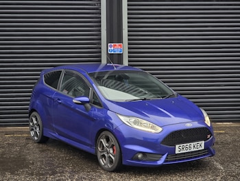 Used Ford Fiesta 2016 for sale - 77342649: Photo