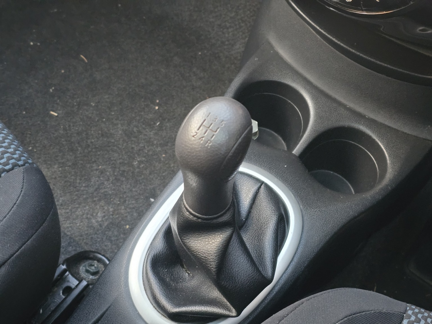 Used Nissan Note 2015 for sale - 76699261: Photo 10