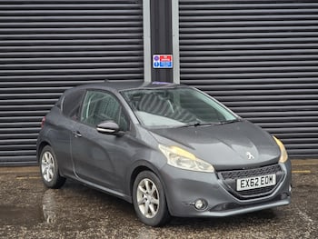 Used Peugeot 208 2012 for sale - 78285529: Photo