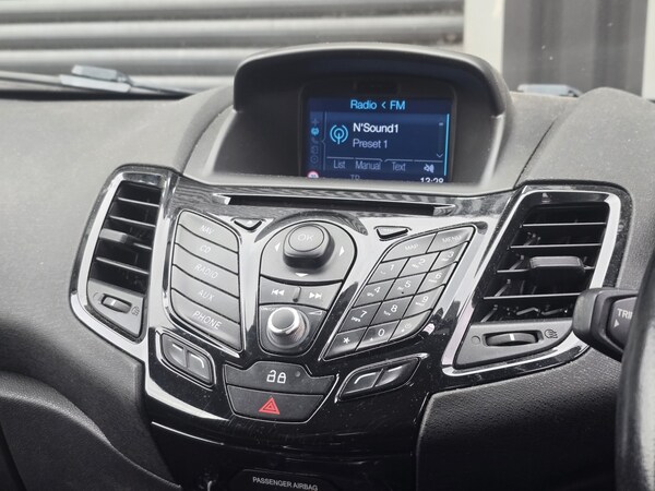 Used Ford Fiesta 2013 for sale - 76058026: Photo 11